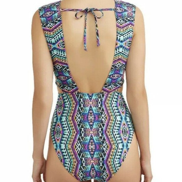 Junior’s Plunge Printed One Piece Swimsuit By No Boundaries Size XL NEW - Picture 2 of 10